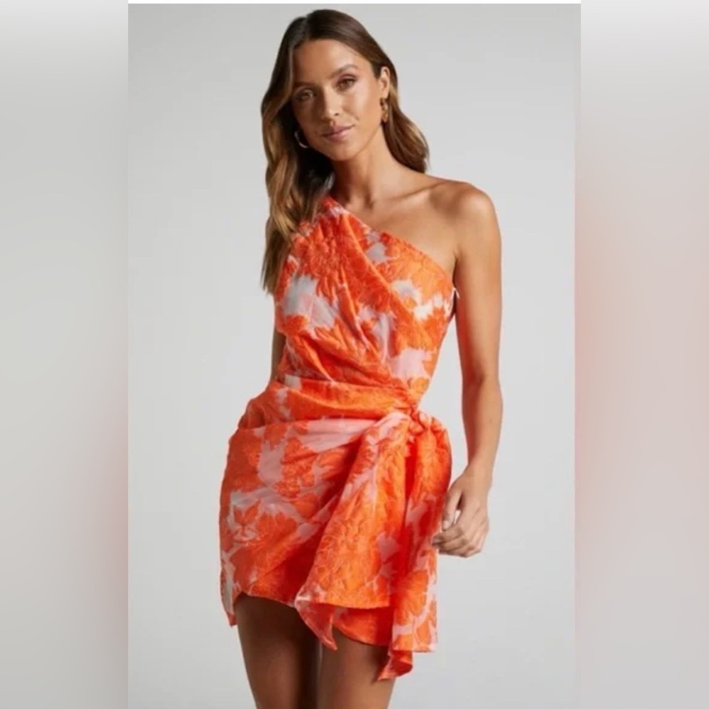 One-Shoulder Orange Brailey Showpo Minidress